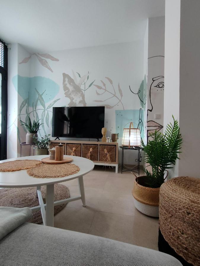 Hola Apartament Alicante Luaran gambar