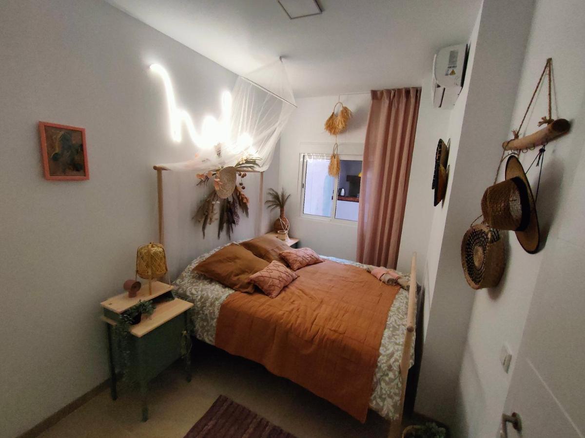 Hola Apartament Alicante Luaran gambar